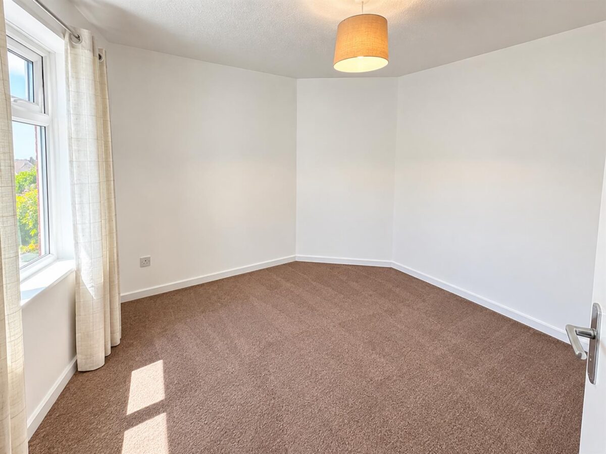 Westfields Road, Corby