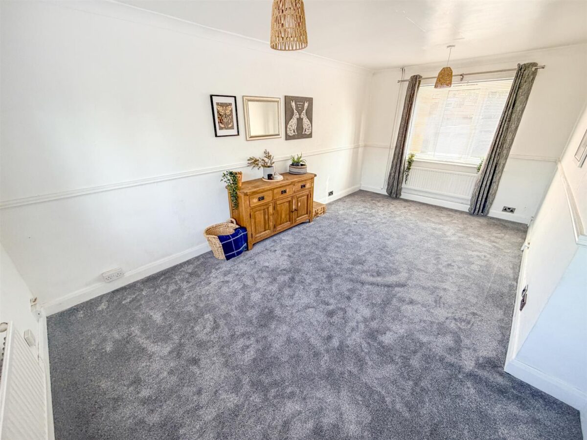 James Watt Avenue, Corby