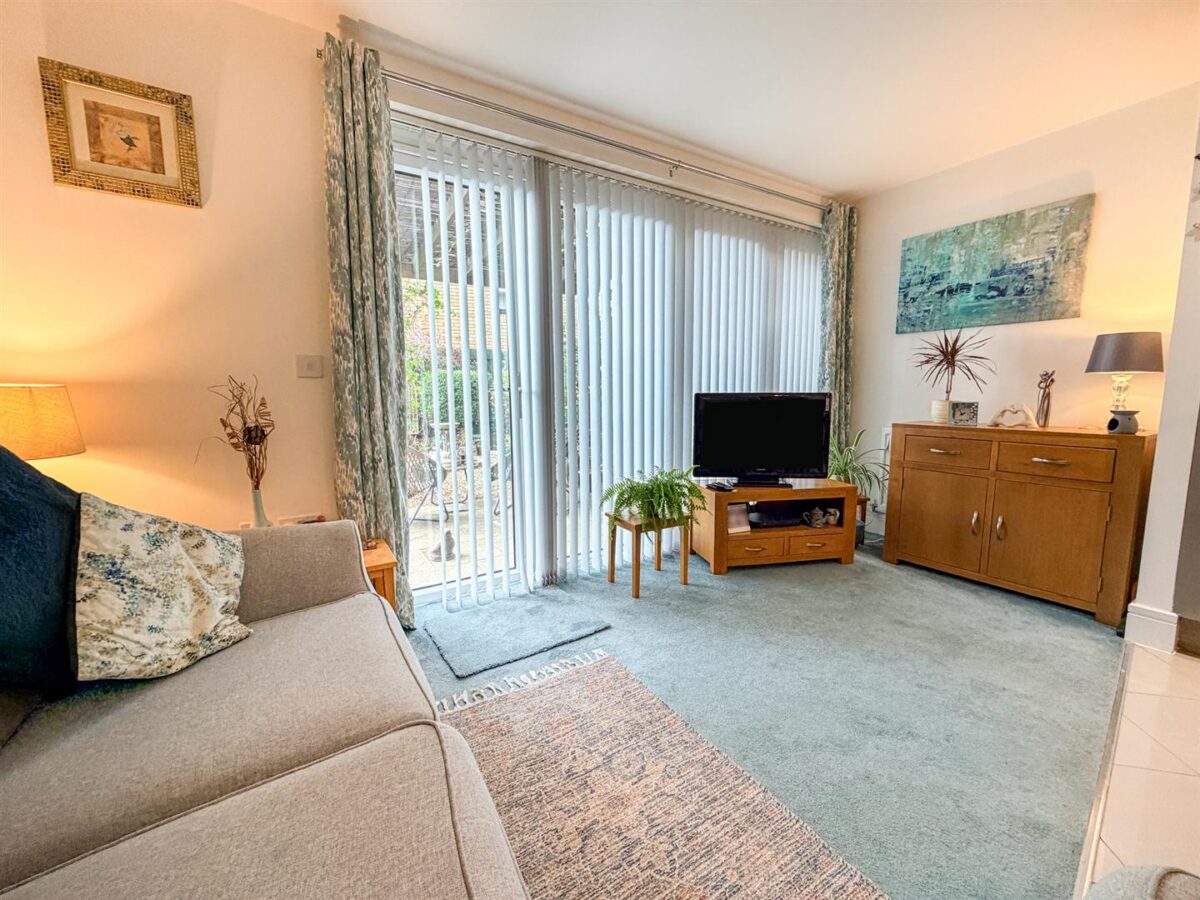 Epping Road, Corby