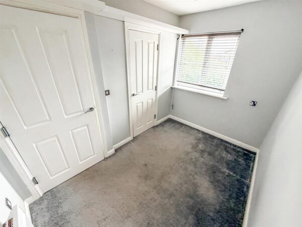 Fontwell Crescent, Corby