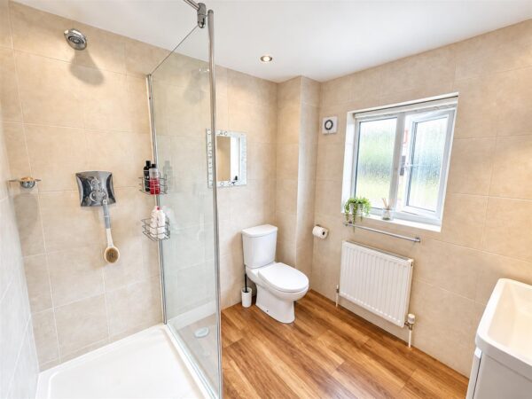 Beech Close, Desborough, Kettering