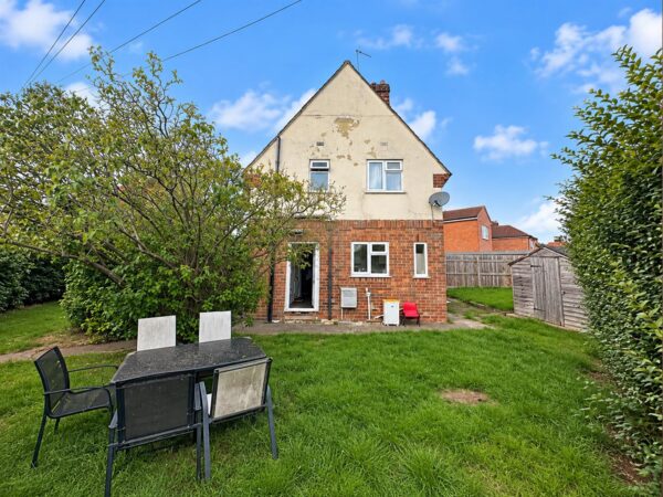 Westfields Road, Corby