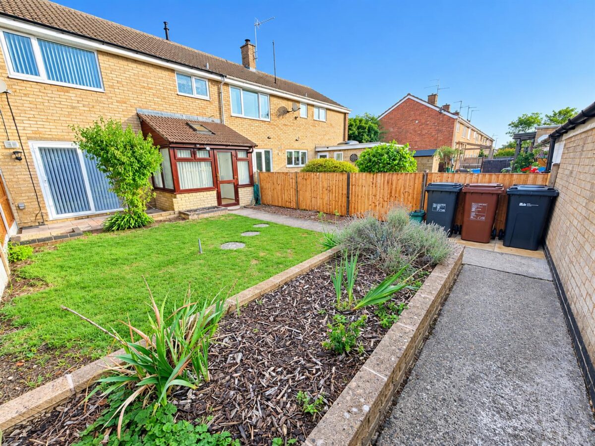 Pevensey Walk, Corby