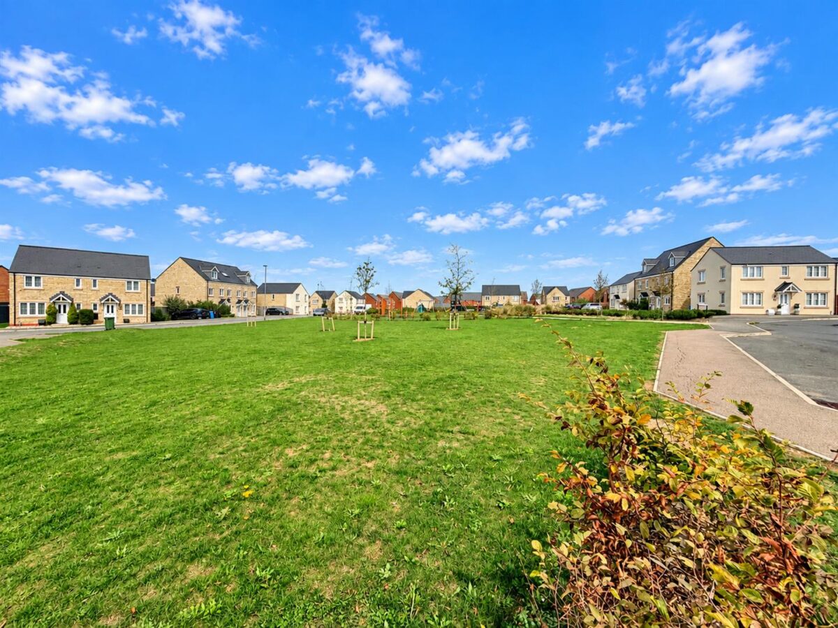 Bowman Road, Weldon, Corby