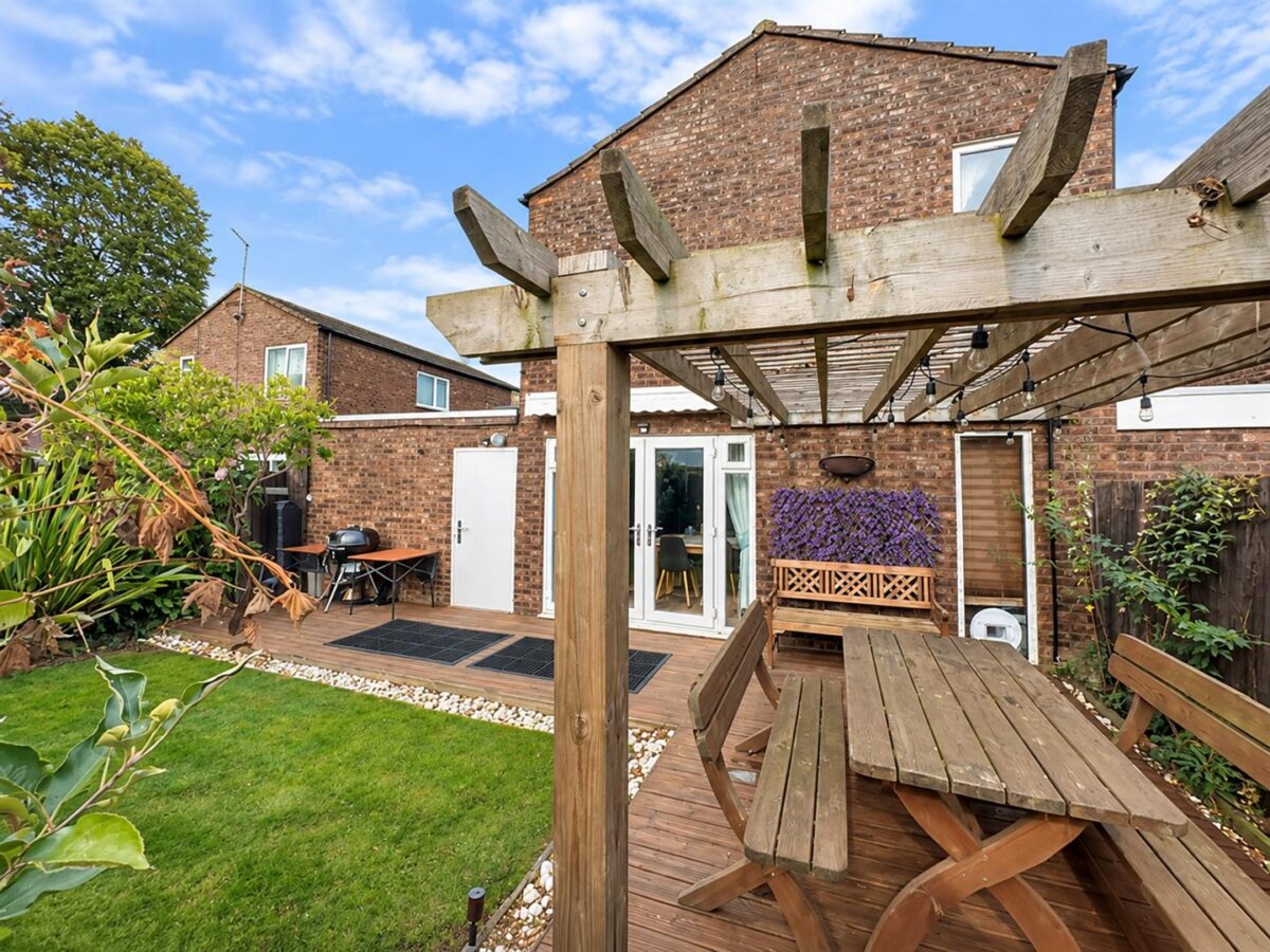 Minden Close, Corby