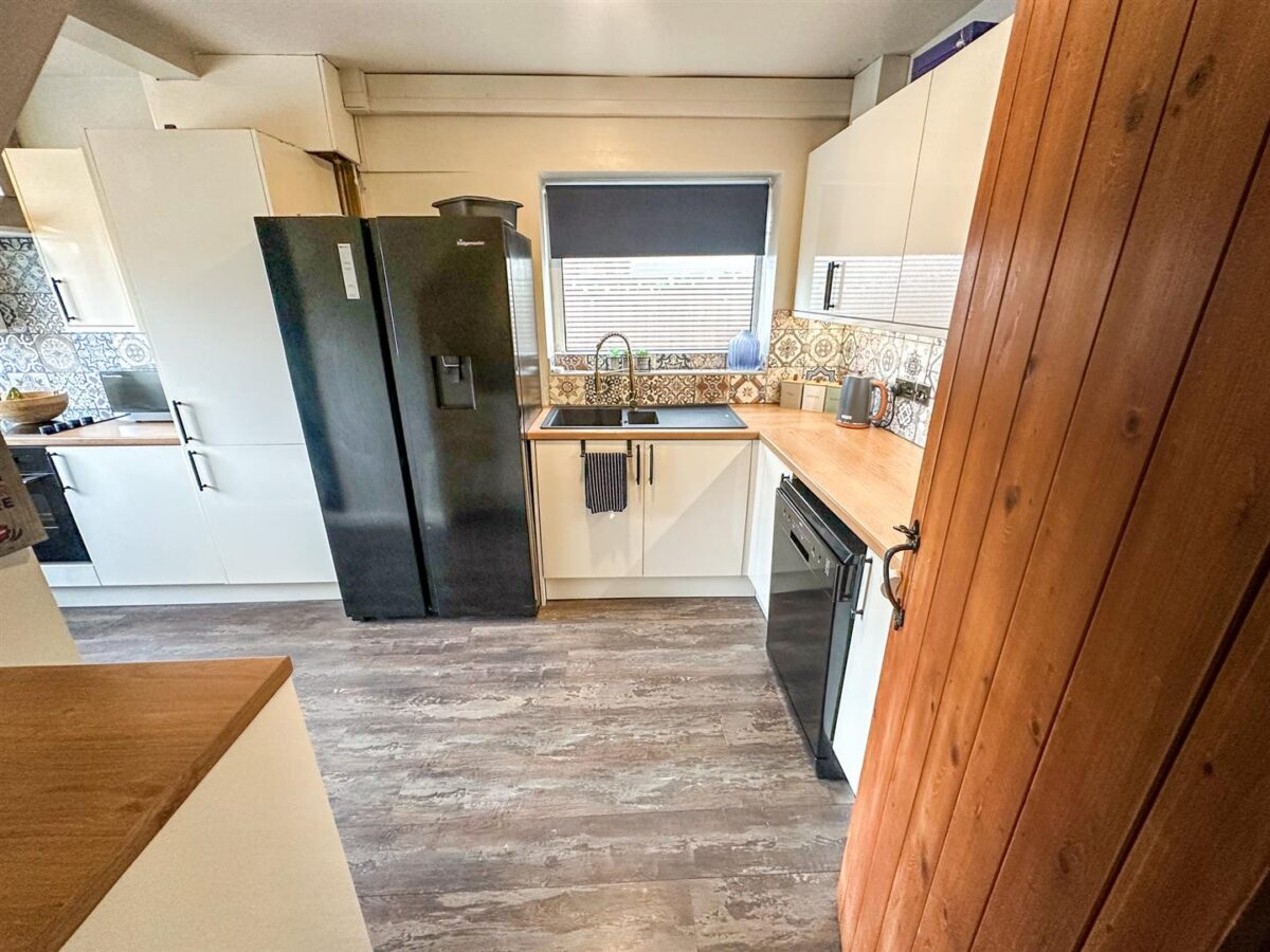 Howe Crescent, Corby