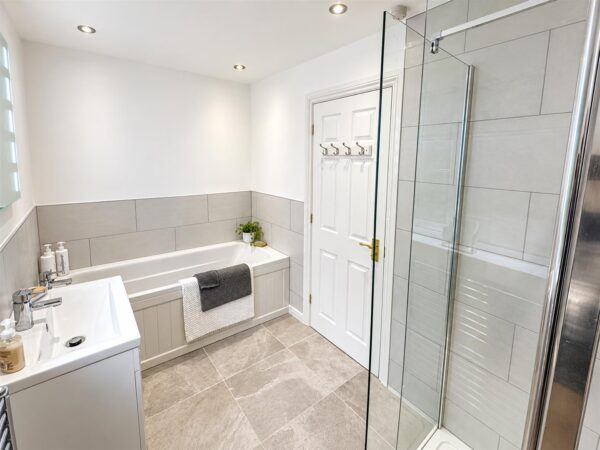 Beech Close, Desborough, Kettering