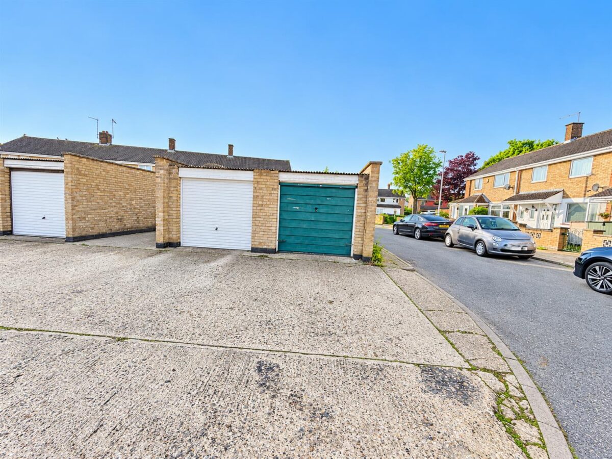 Pevensey Walk, Corby