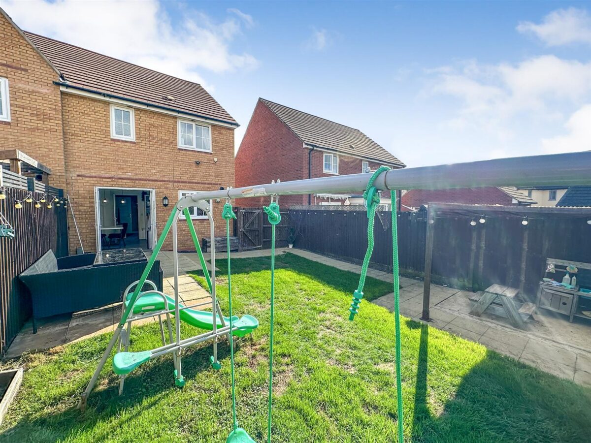 14 Michaels Drive, Corby, NN17 5FW, CORBY