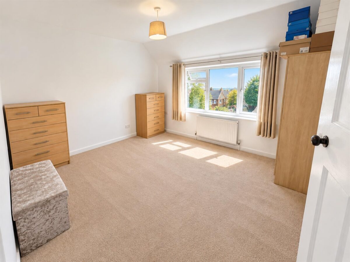 Westfields Road, Corby