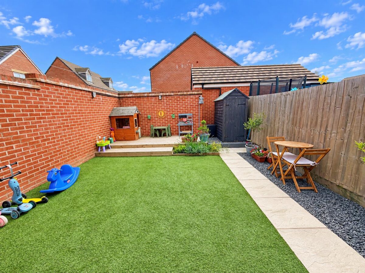 Bowman Road, Weldon, Corby