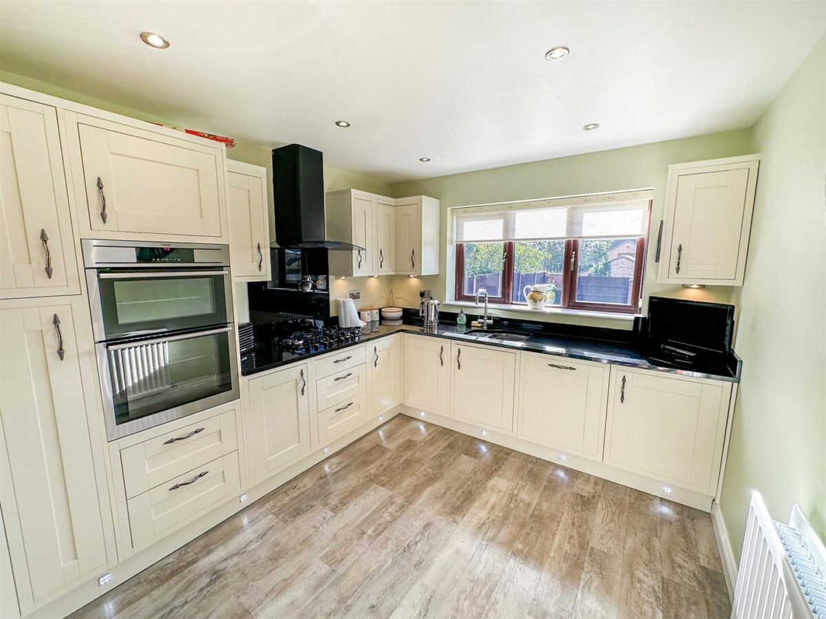Little Meadow, Great Oakley, Corby