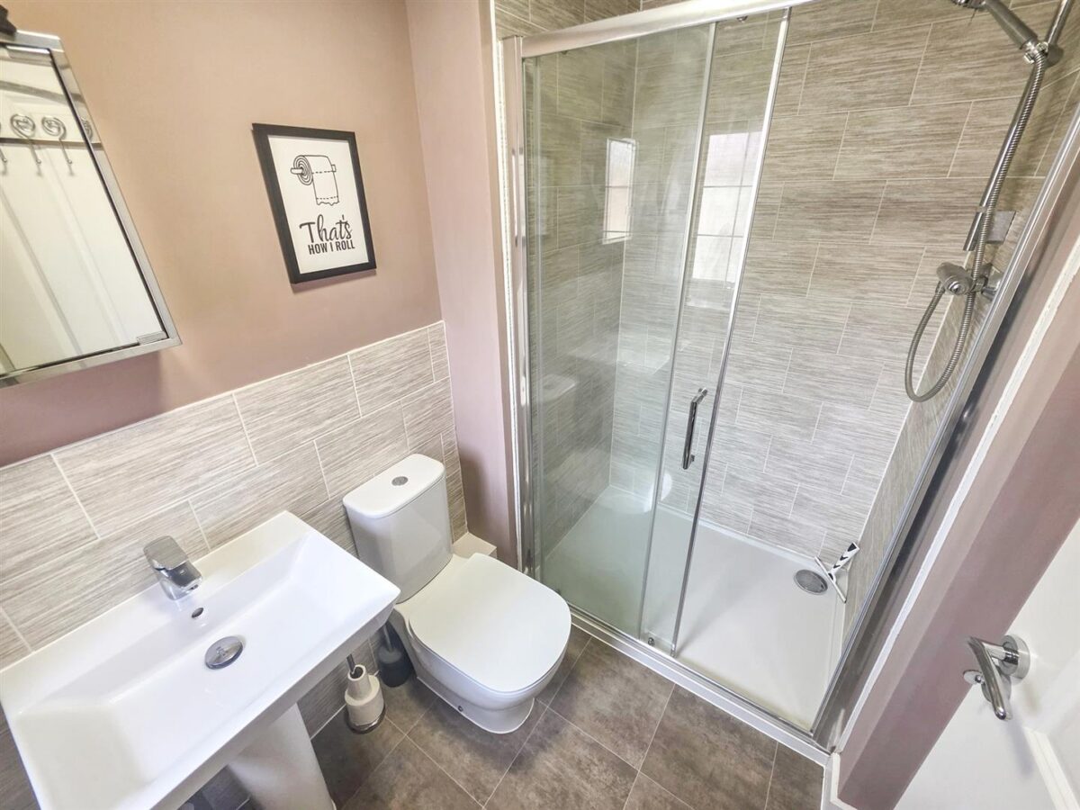 Leys Close, Corby