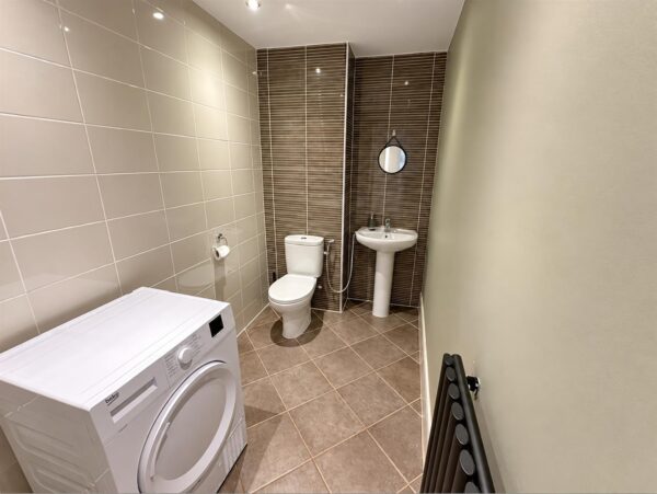 Kesteven Way, Corby