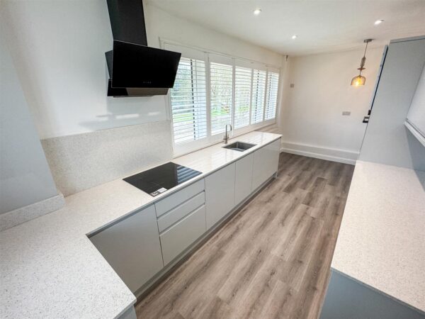 Baysdale Avenue, Corby
