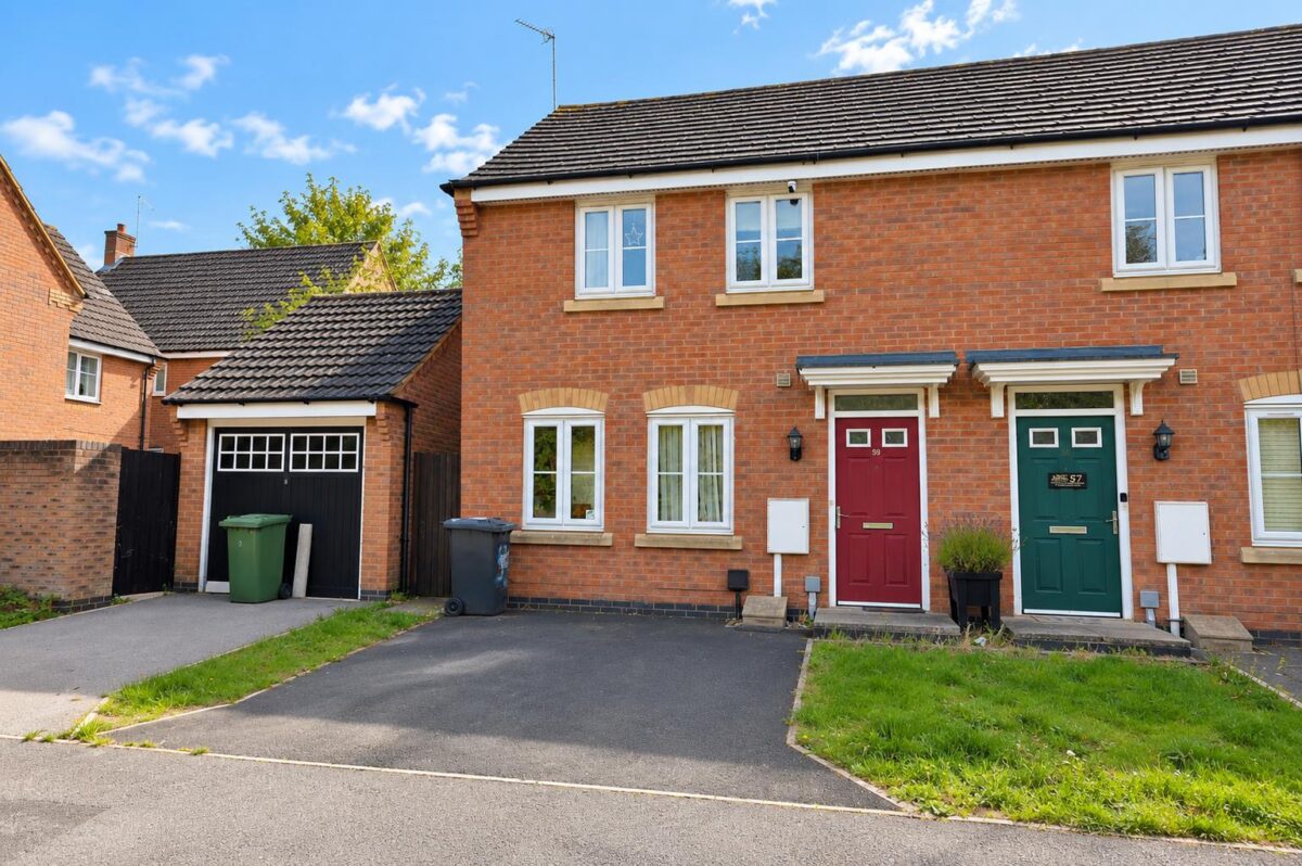 Fieldfare Close, Corby