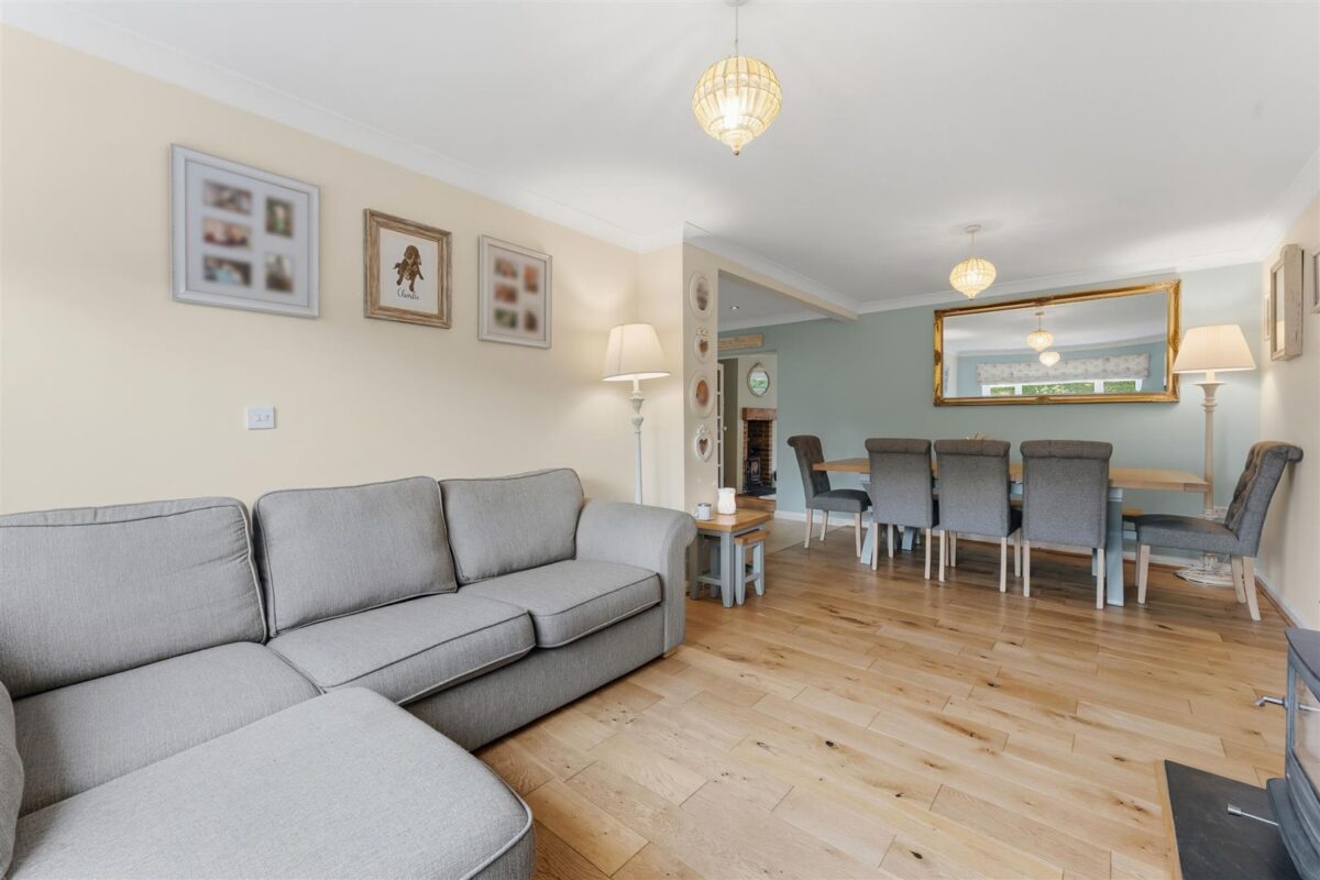 Coldermeadow Avenue, Corby