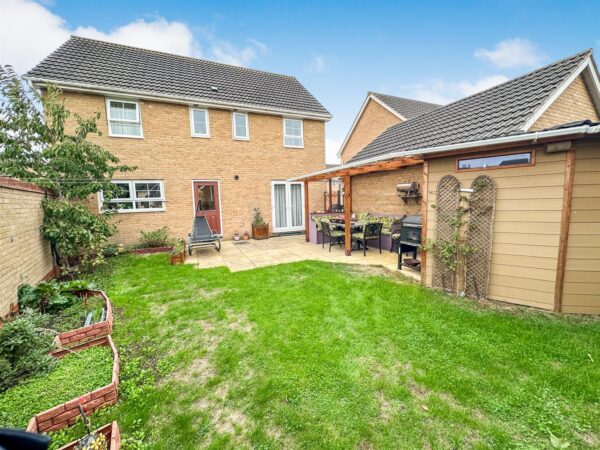 Blackbird Road, Corby