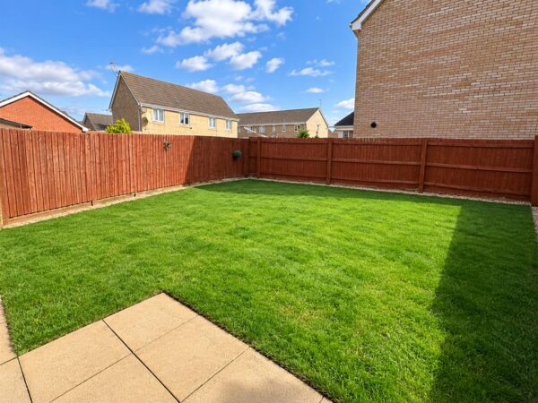Magpie Close, Corby