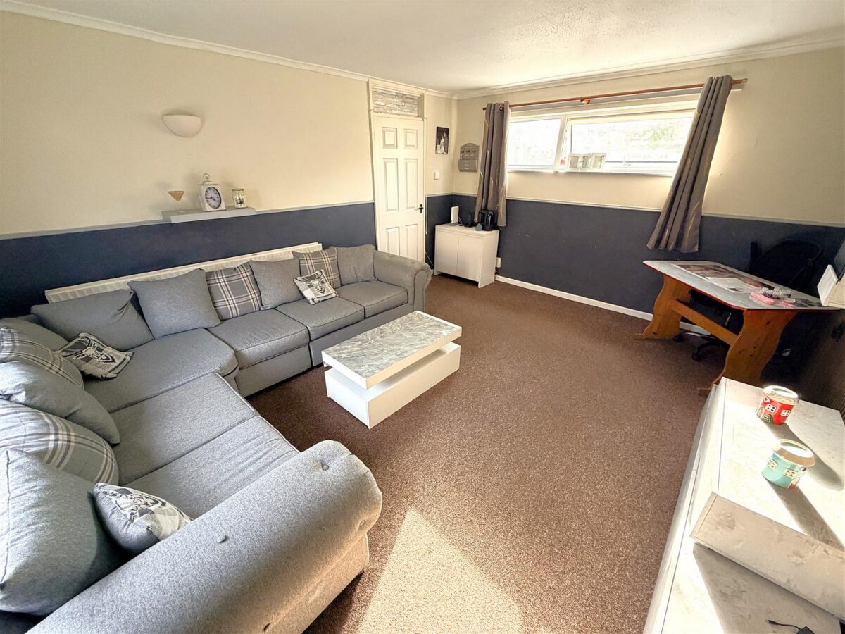 Northbrook, Corby
