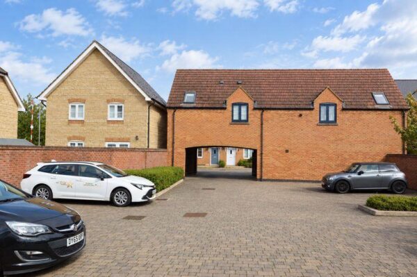 Barnwell Gardens, Corby