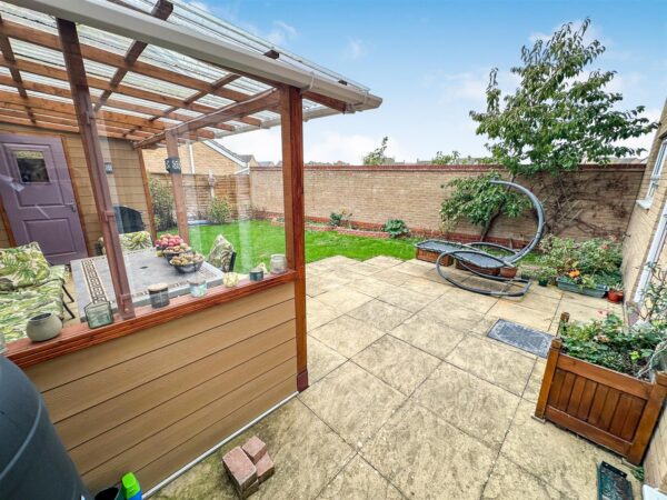 Blackbird Road, Corby