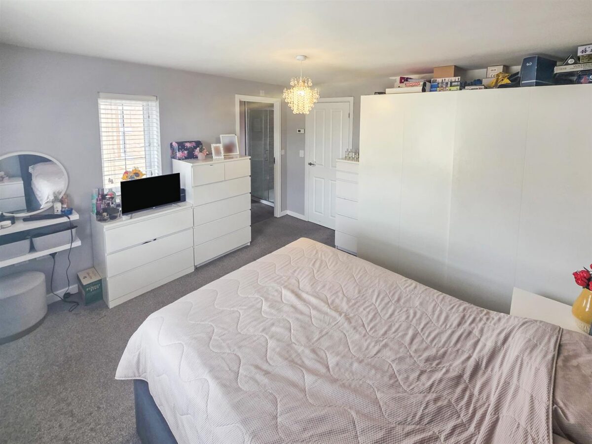 Leys Close, Corby
