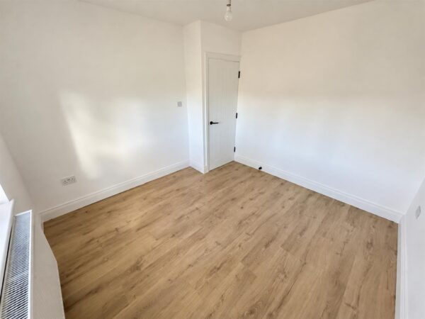 Rowlett Road, Corby