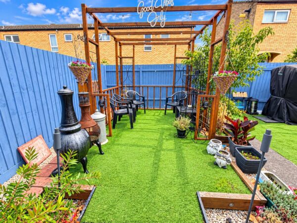 Northbrook, Corby