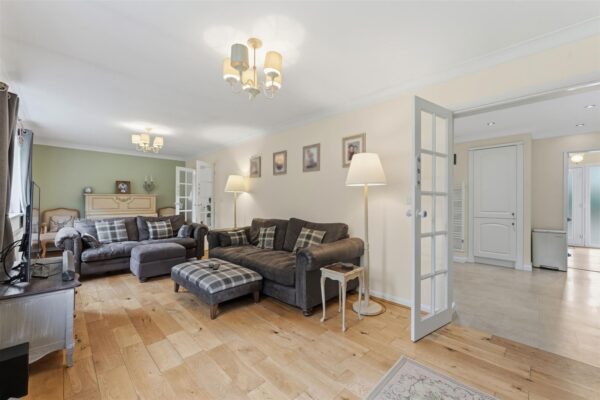 Coldermeadow Avenue, Corby