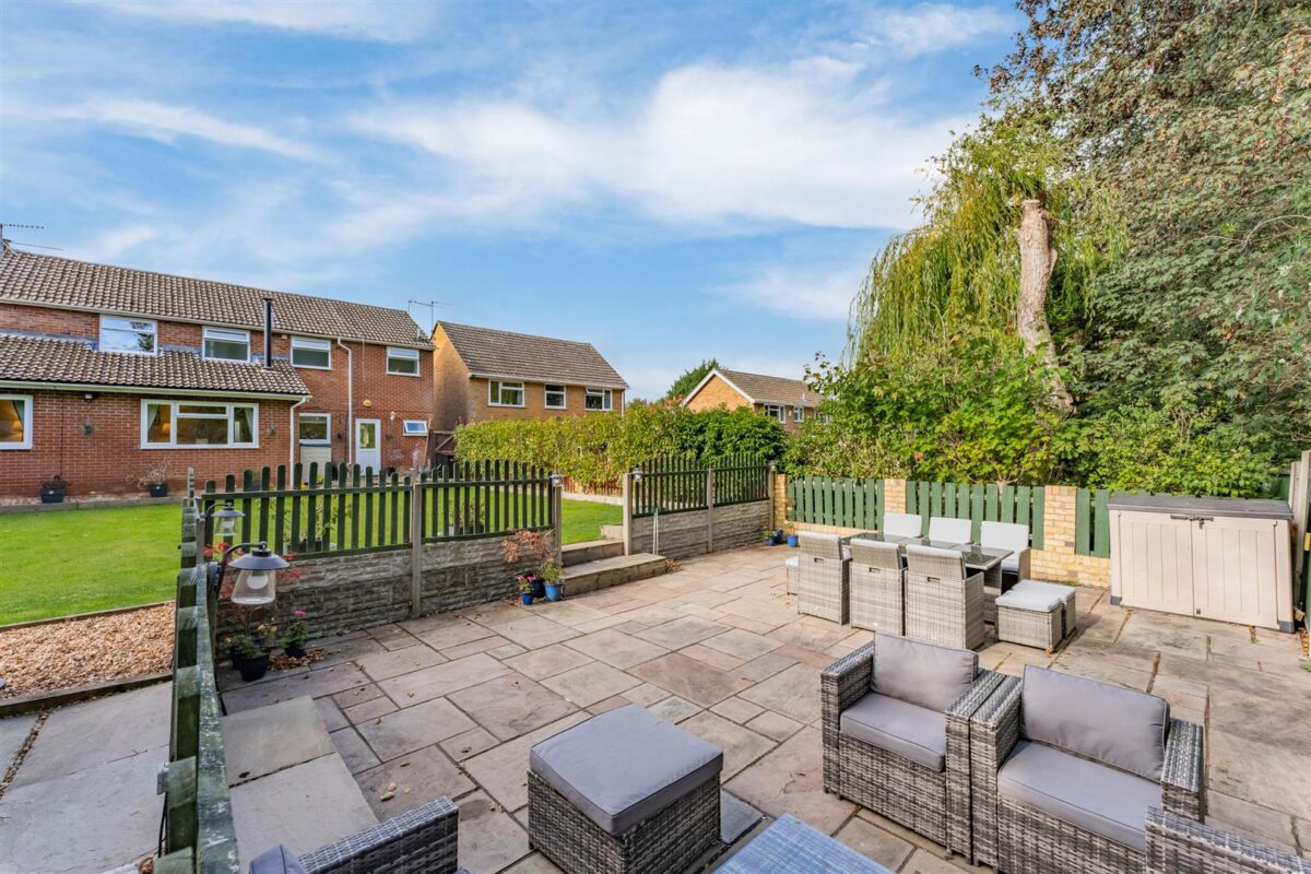 Coldermeadow Avenue, Corby