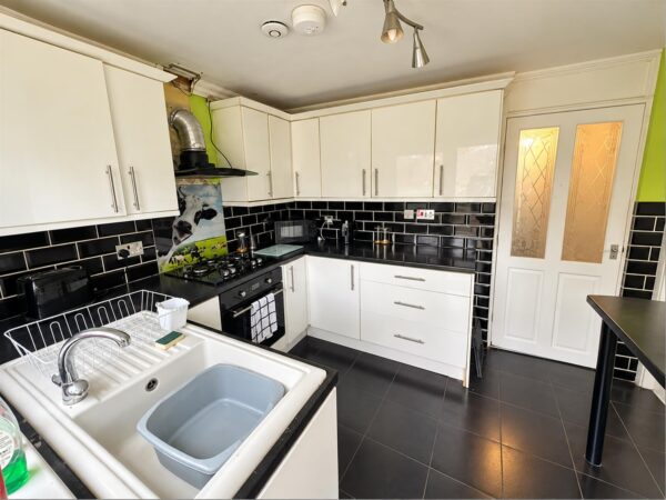 Landseer Court, Corby