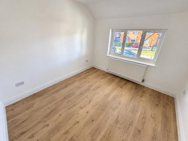 Rowlett Road, Corby