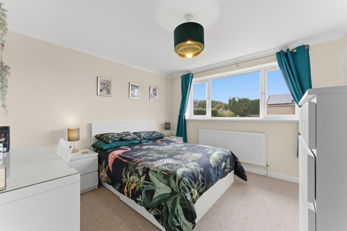 Coldermeadow Avenue, Corby