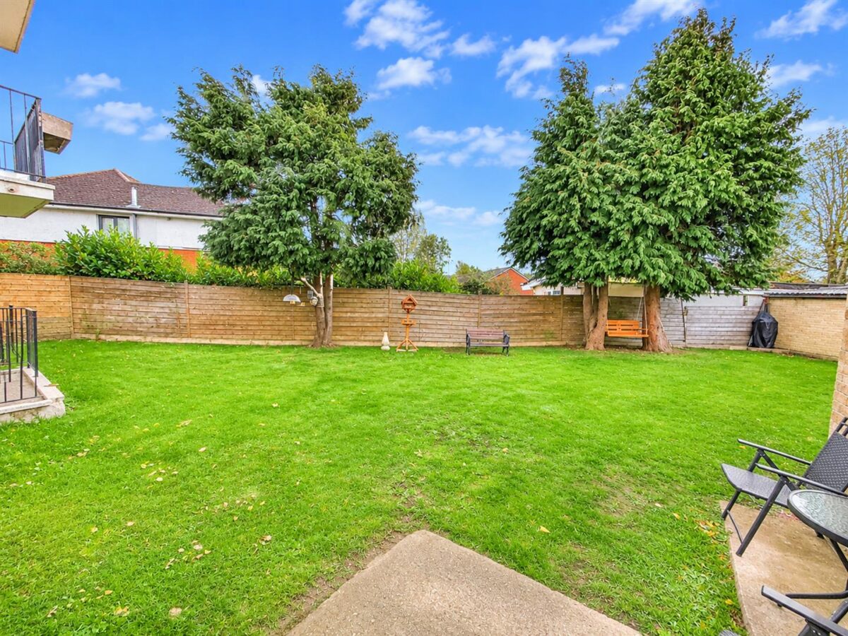 Tollgate Place, Corby