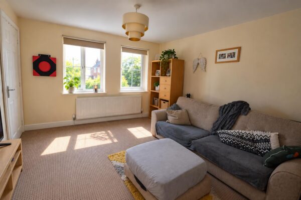 Fieldfare Close, Corby