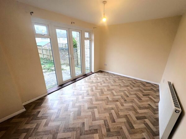 Thurso Walk, Corby