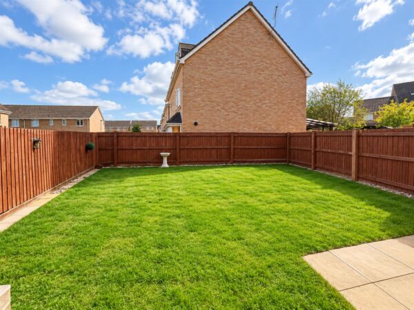 Magpie Close, Corby