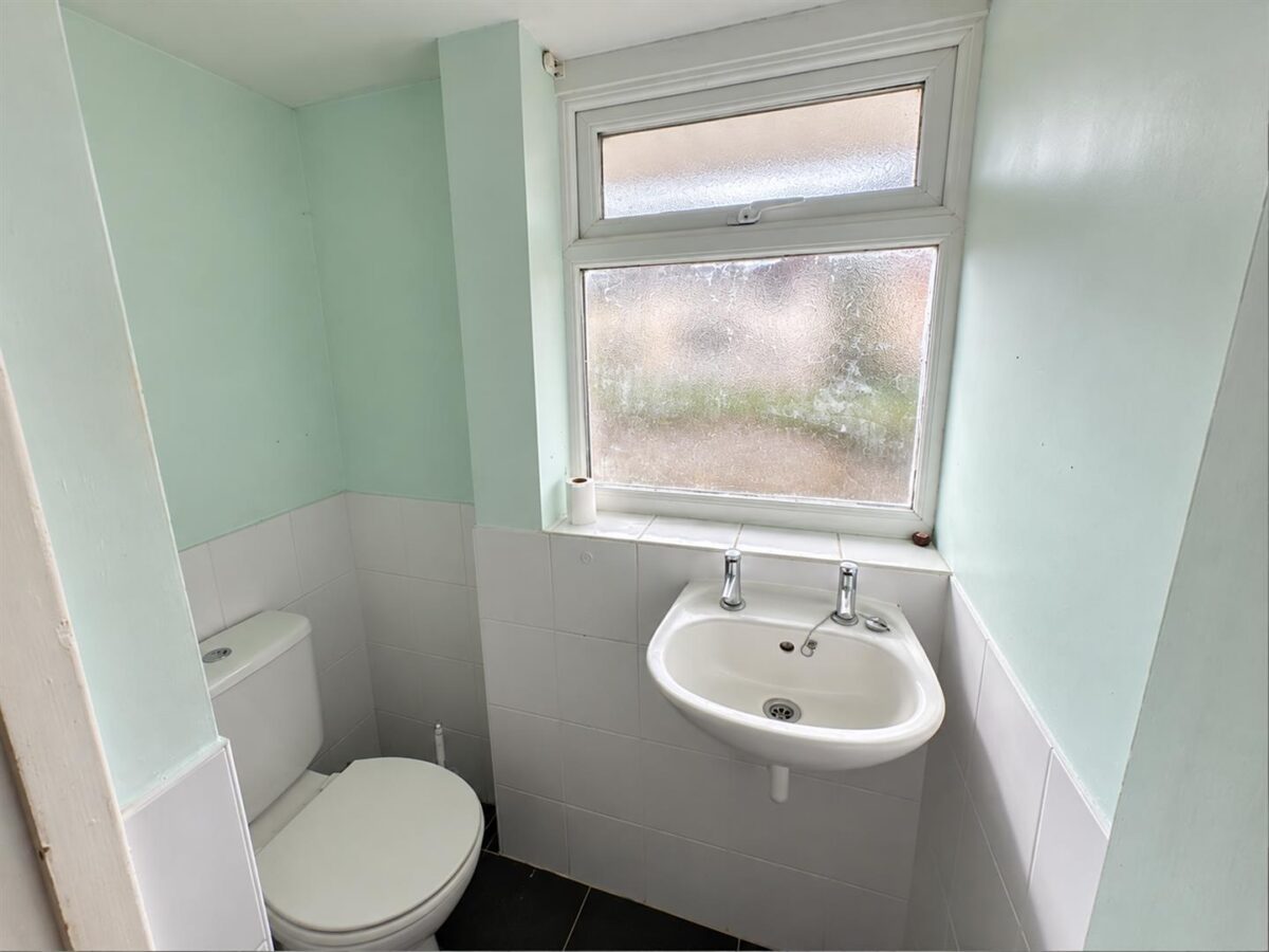 Landseer Court, Corby