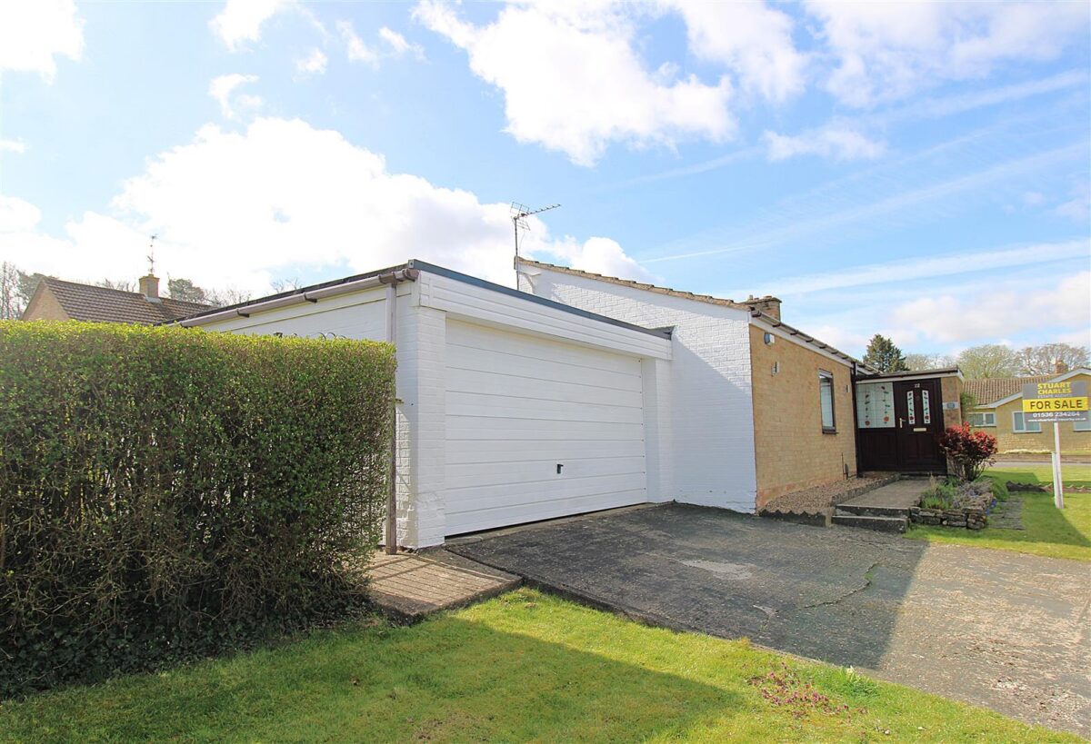 Coldermeadow Avenue, Corby