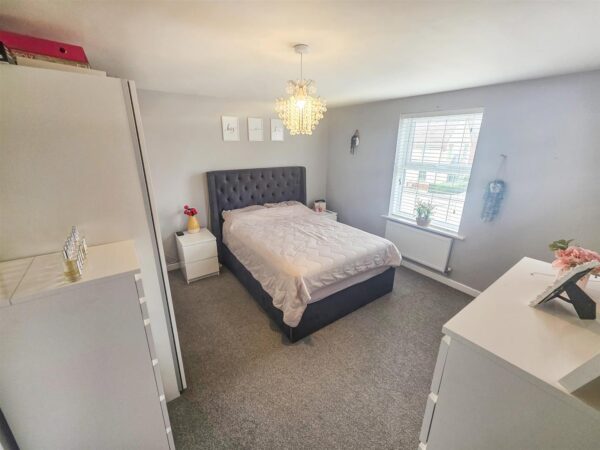 Leys Close, Corby