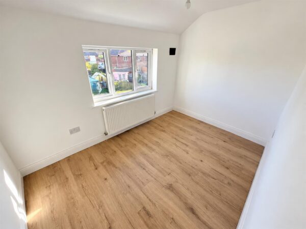 Rowlett Road, Corby