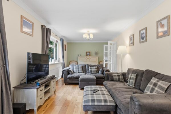 Coldermeadow Avenue, Corby