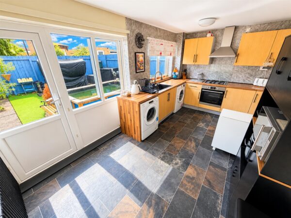 Northbrook, Corby