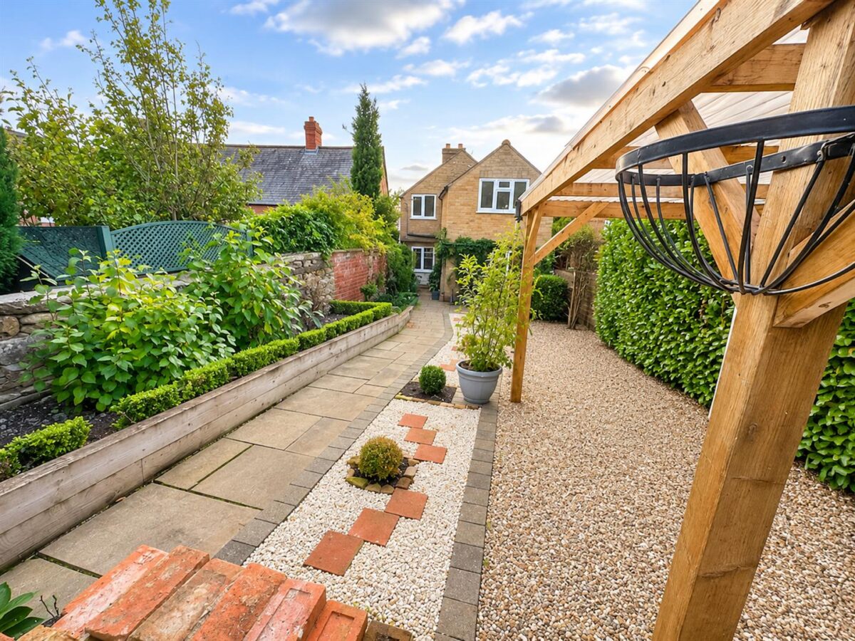 Cross Bank, Great Easton, Market Harborough