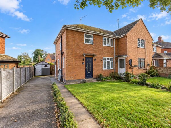 Rowlett Road, Corby