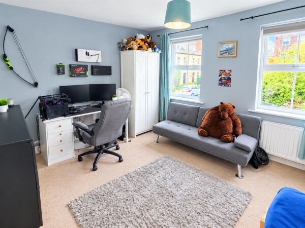Carlisle Close, Corby