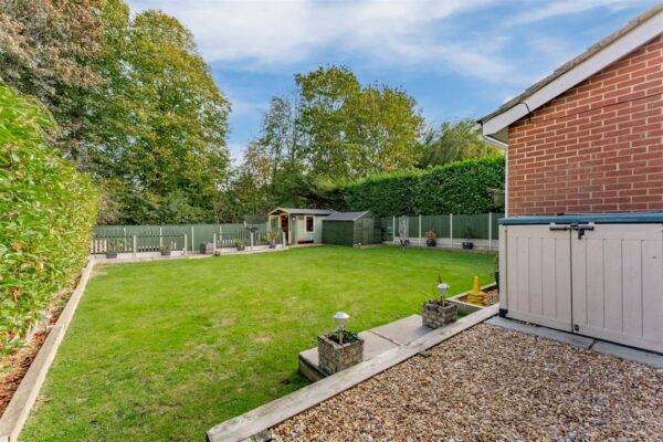 Coldermeadow Avenue, Corby