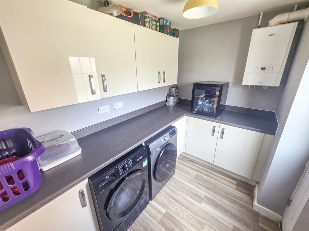 Leys Close, Corby