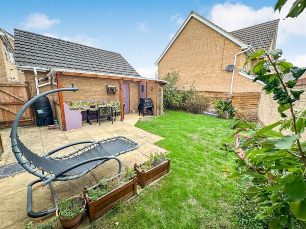 Blackbird Road, Corby